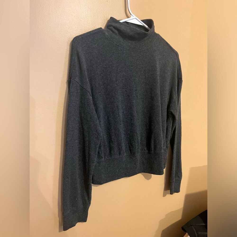 Velvet by graham and Spencer small sweater